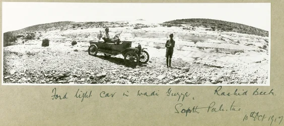 Carro leve Ford em Wadi Guzzeh, Rashid Beck, Palestina do Sul, outubro de 1917